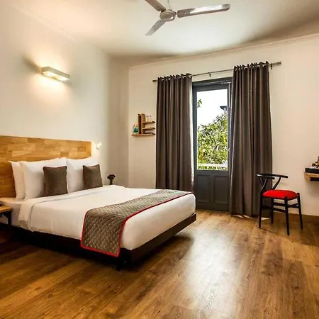 Townhouse Karkarduma Hotel
